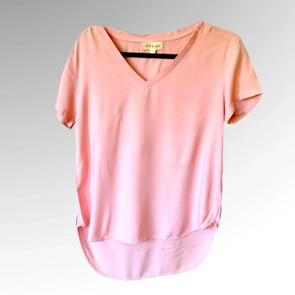 Cloth and stone t shirt. - Picture 1 of 4
